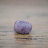 Love Crystal Wisdom Kit Pink Tourmaline in Quartz Tumbled Stone
